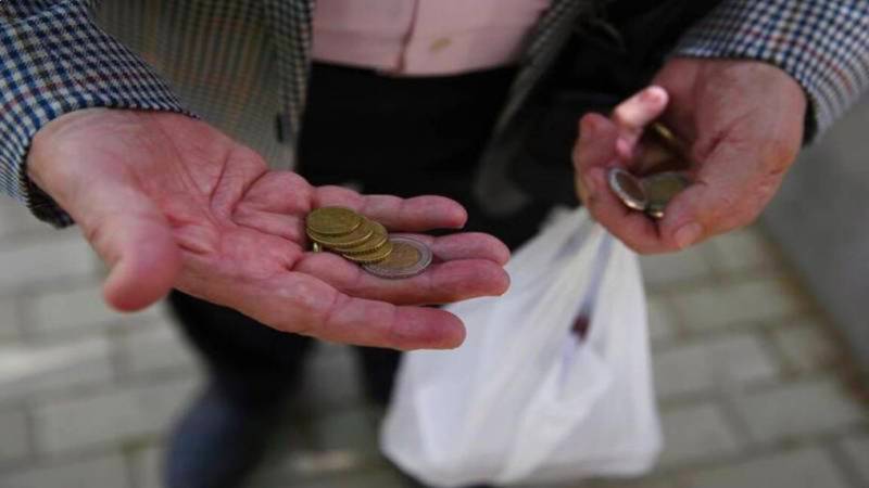 Birleşik Metal İş’ten yoksulluk araştırması: Dört kişilik bir ailenin insan onuruna yaraşır yaşaması için açlık sınırı 28 bin 444 lira, yoksulluk sınırı 87 bin 910 lira oldu!