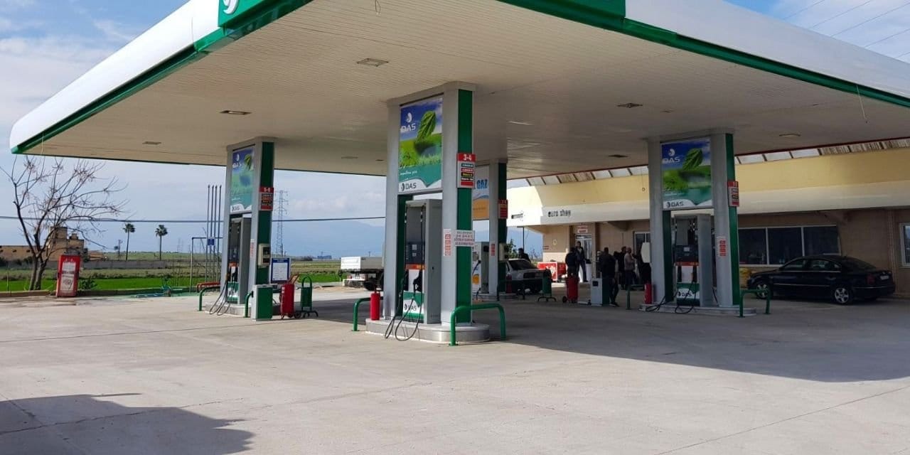 kriz akaryakit devinin de basini yakti iflas bayragini cekti aNGspAuZ