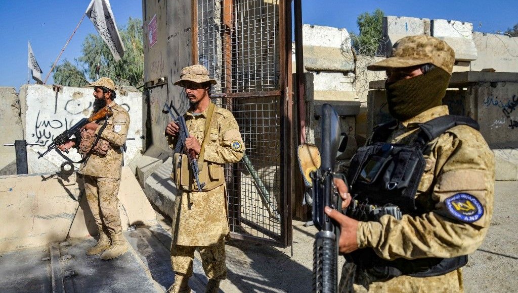 afganistan pakistan sinirinda catisma 23 asker oldu b5hwN6e7.jpg