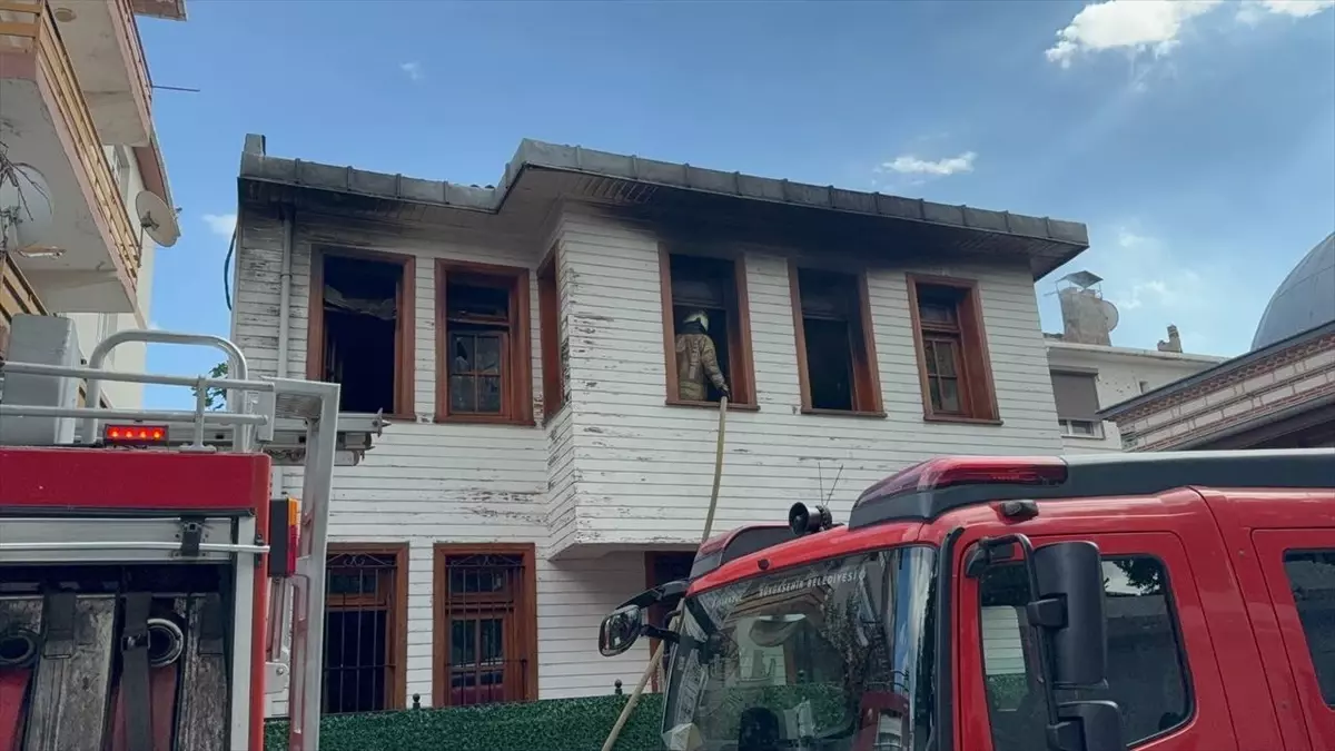 uskudarda yangin cocuklar hastaneye kaldirildi BSTUreDh