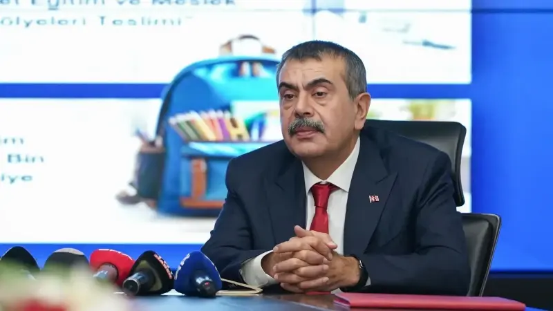 meb ile sule yuksel senler vakfi arasinda kutuphane protokolu imzalandi OwWOaGhS.webp